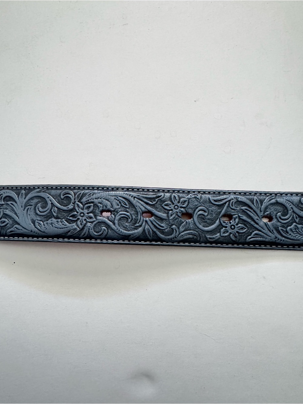 Justin Blue Tooled Floral Leather Belt size 34 - Picture 6 of 7